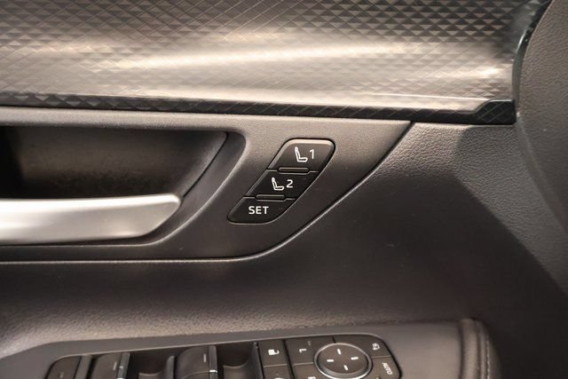 Used 2025 Toyota Grand Highlander AWD Hybrid image 11
