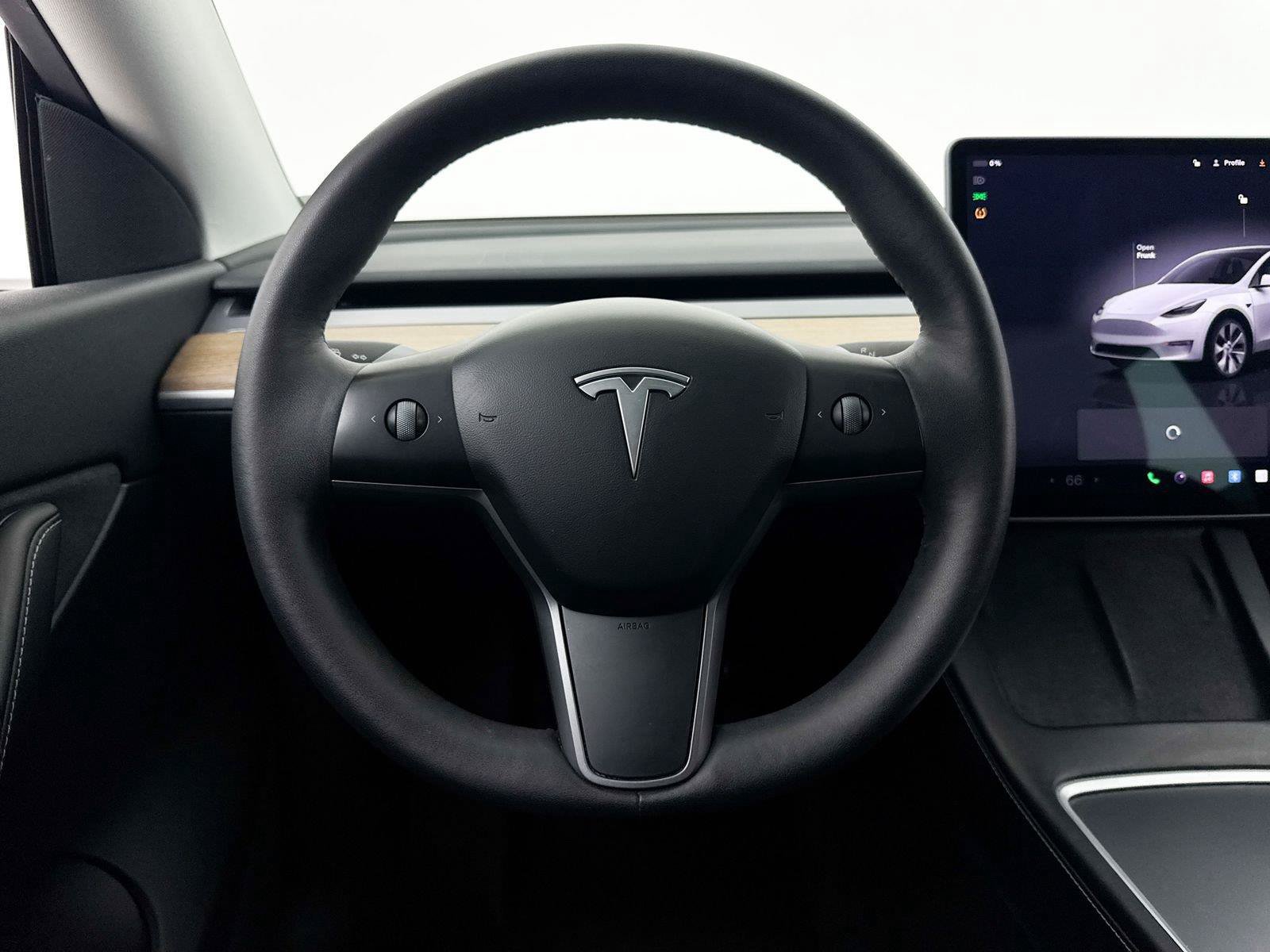 Used 2022 Tesla Model Y Long Range AWD/4WD image 34