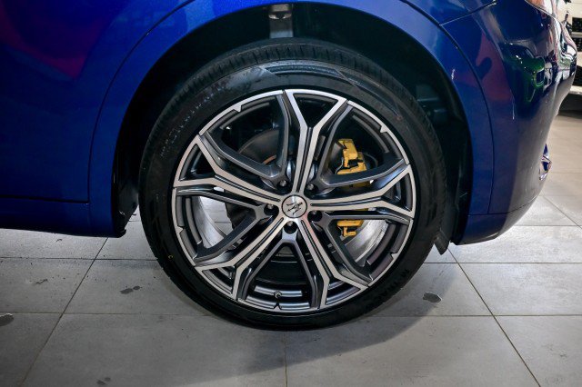 Used 2023 Maserati Levante GT AWD/4WD image 44