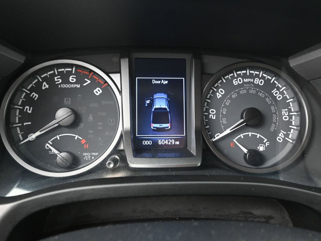 Used 2021 Toyota Tacoma TRD Off-Road image 25