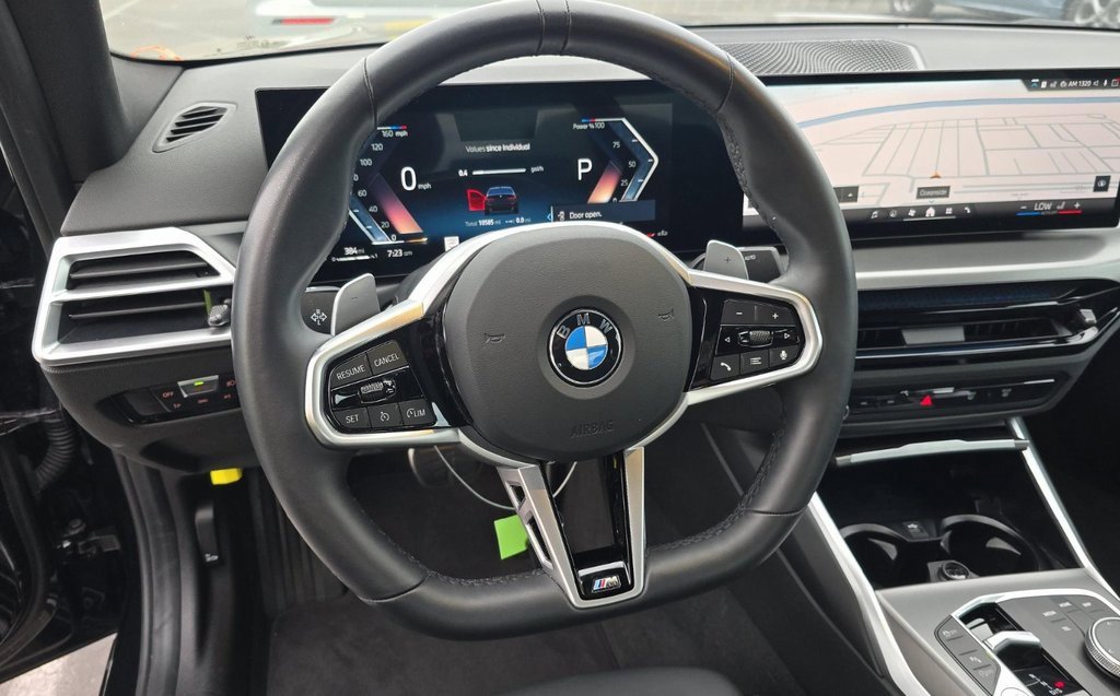 Used 2025 BMW 330i xDrive Sedan image 4