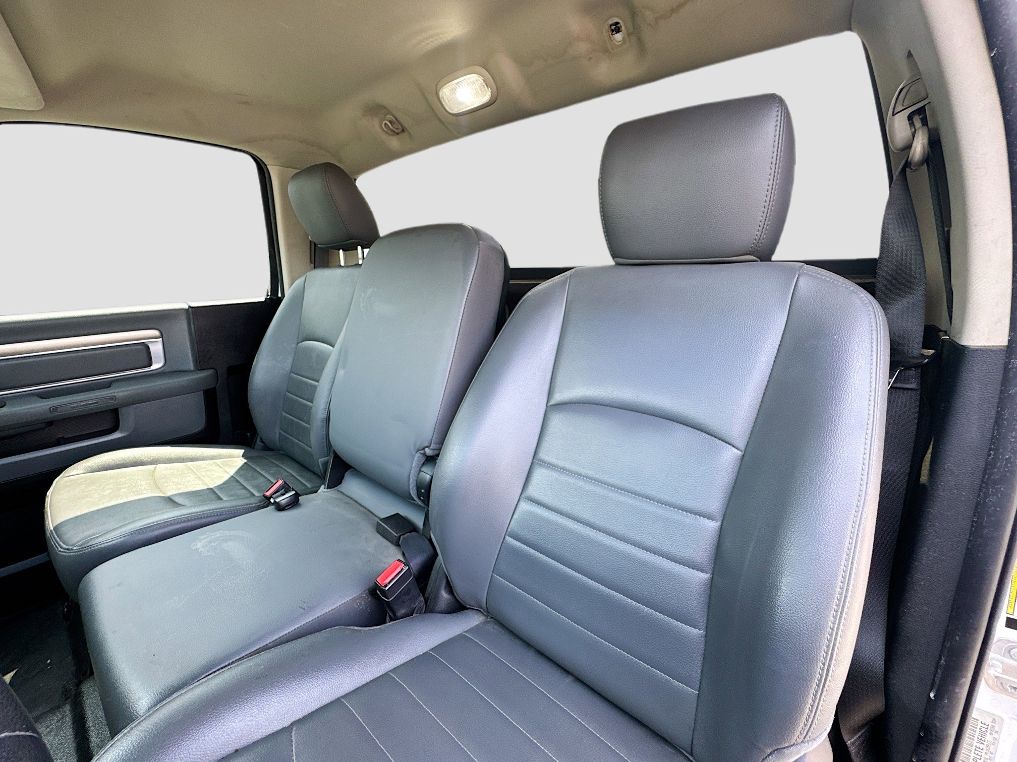 Used 2018 RAM 5500 Tradesman w/ Power & Remote Entry Group image 15