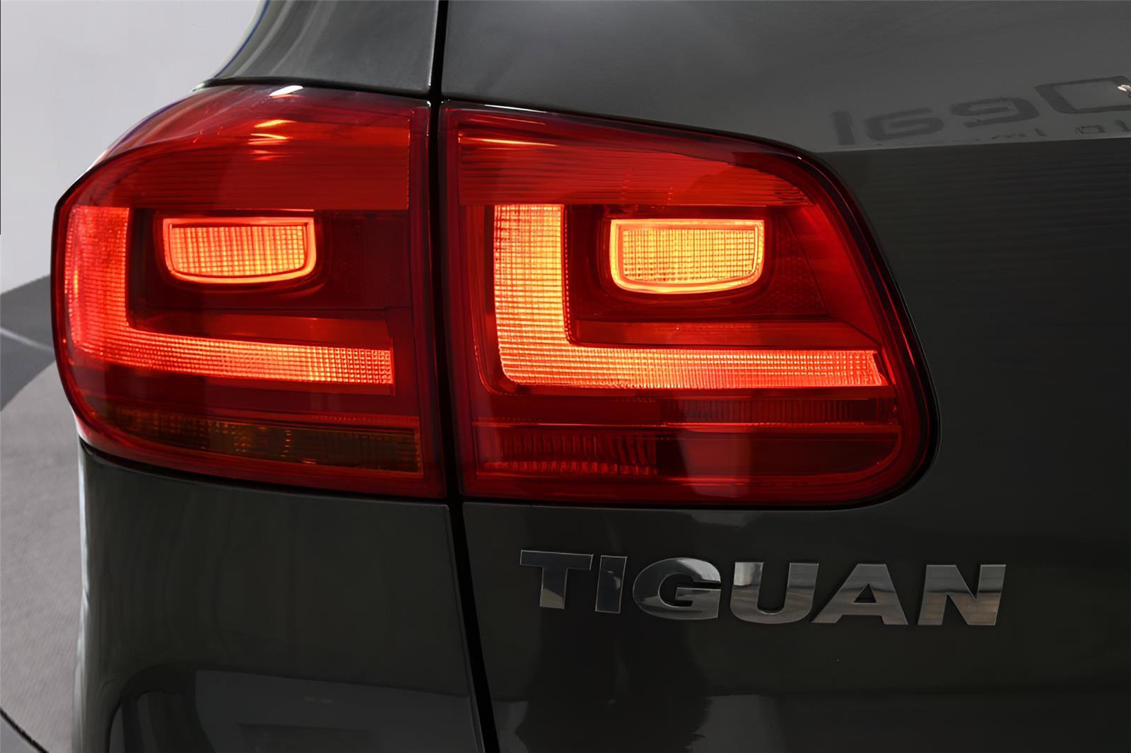 Used 2016 Volkswagen Tiguan S AWD/4WD image 31