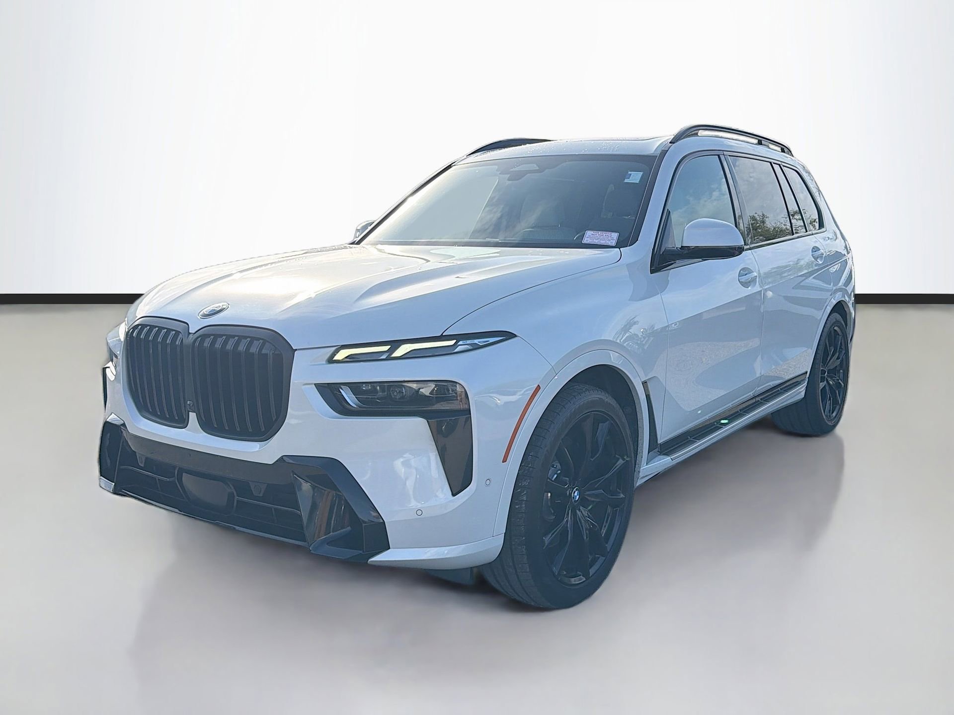 Used 2023 BMW X7 xDrive40i w/ Executive Package image 8