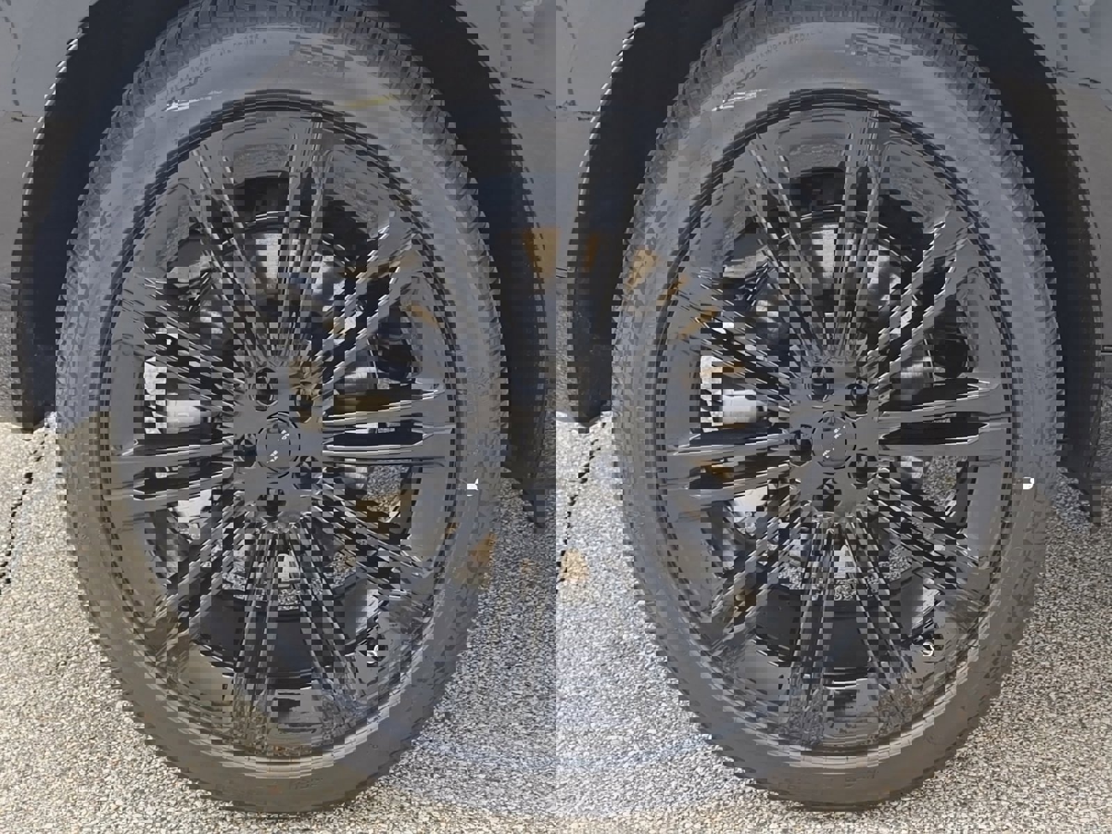 New 2026 Land Rover Range Rover SE image 6