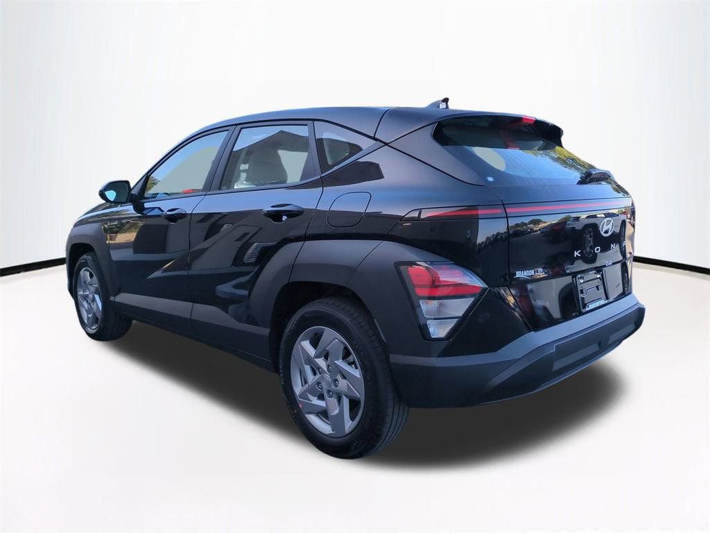 New 2026 Hyundai Kona SE image 7