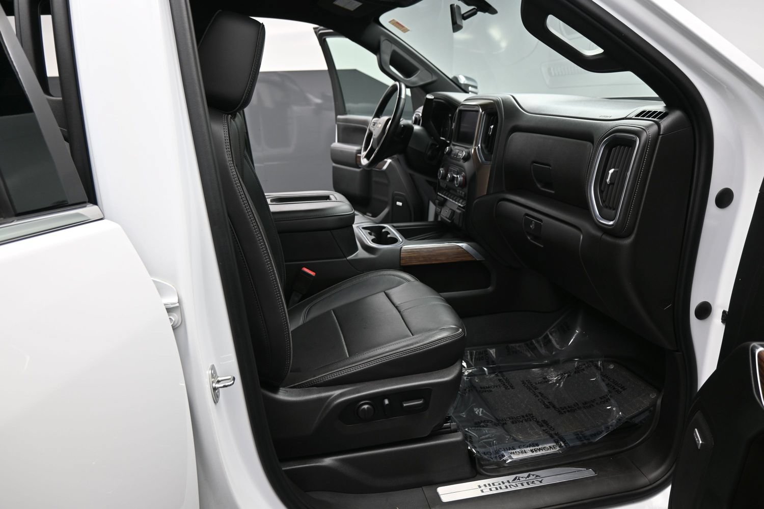 Used 2022 Chevrolet Silverado 2500 High Country AWD/4WD image 20