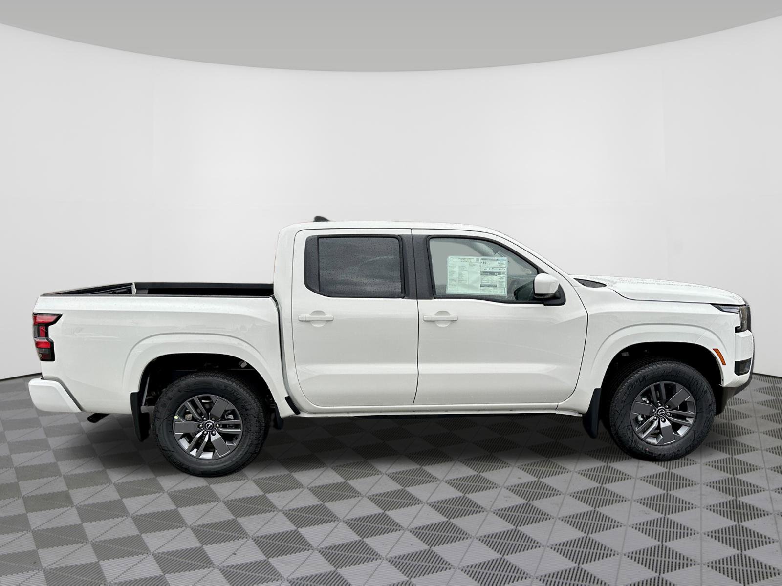 New 2026 Nissan Frontier SV w/ Tow Package AWD/4WD image 5
