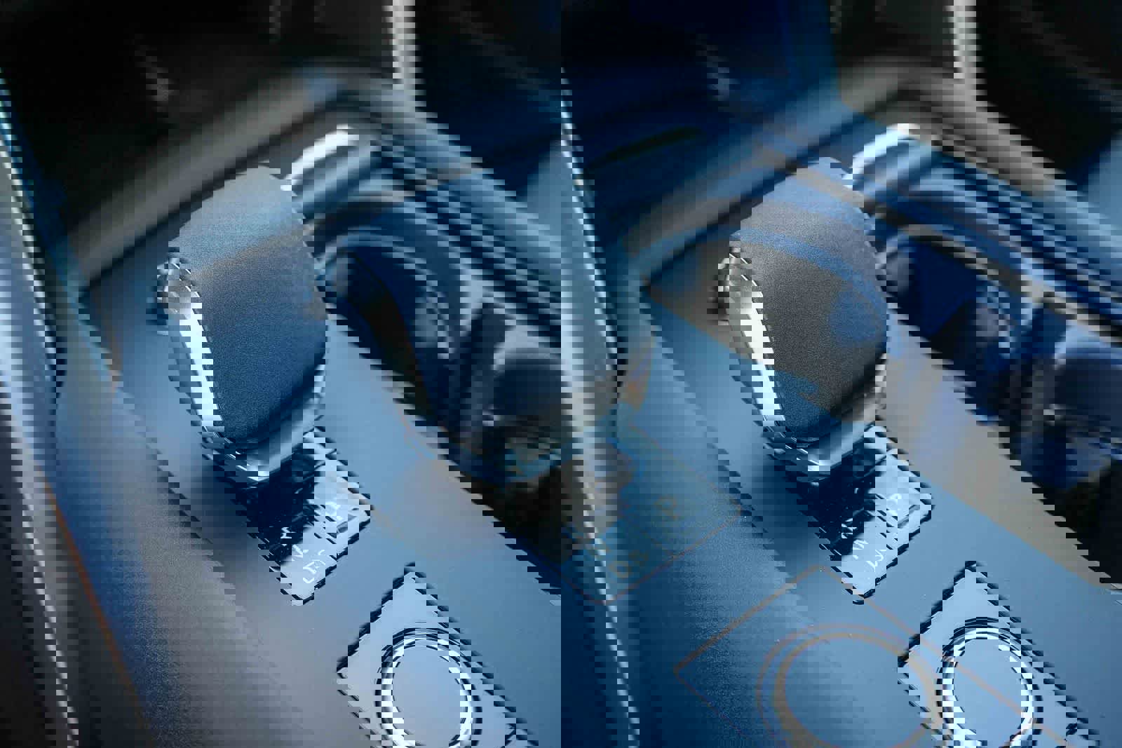 New 2026 Land Rover Discovery Limited Edition image 17