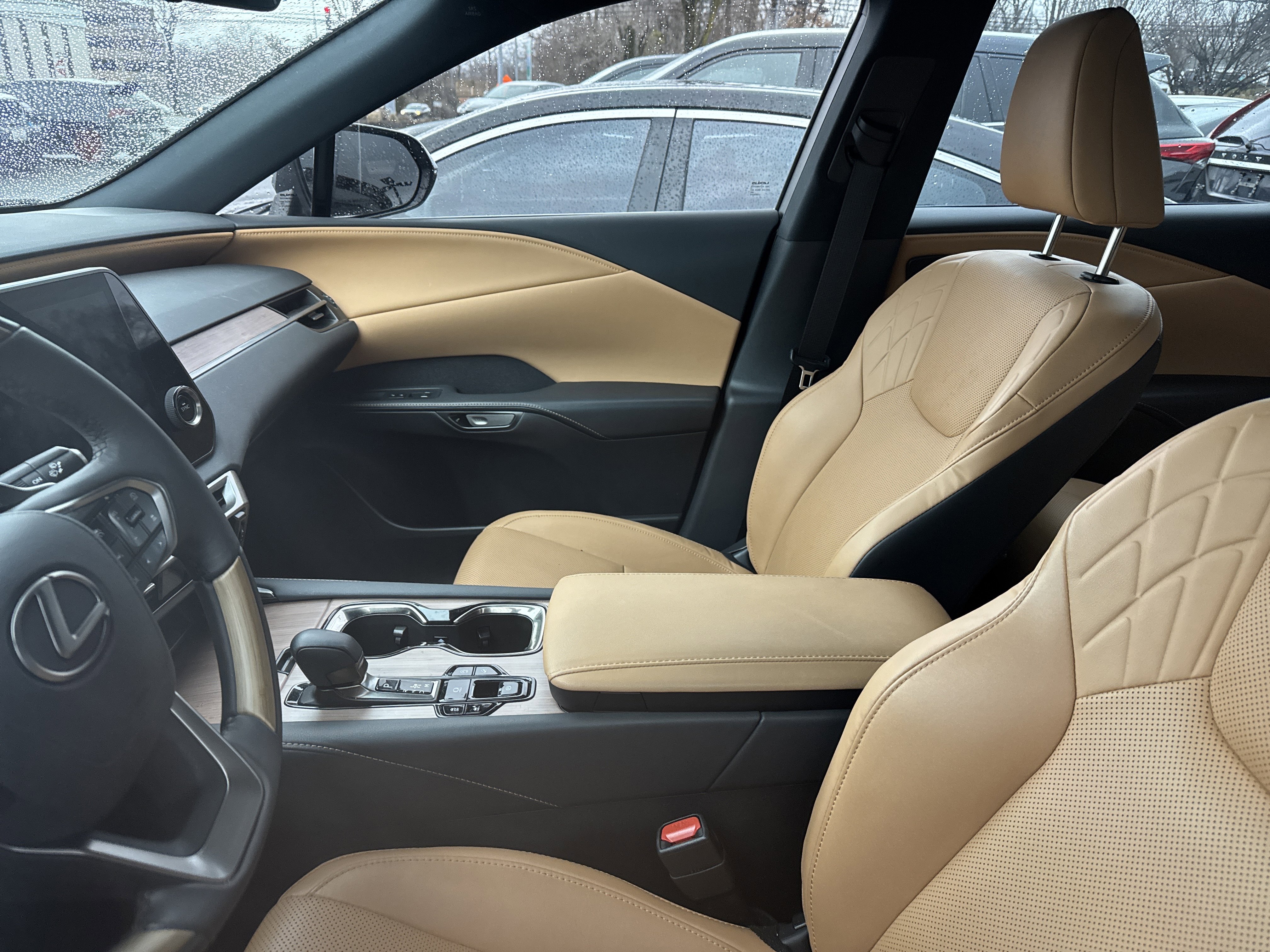 Used 2024 Lexus RX 350 Premium w/ Accessory Package image 6