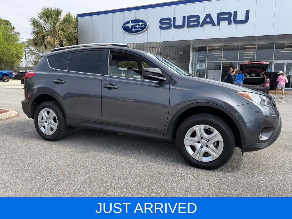 Used 2015 Toyota RAV4 LE FWD image 1
