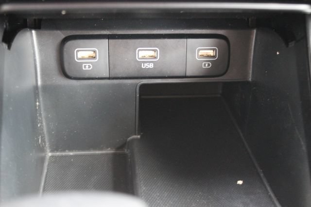 Used 2022 Kia Sorento S AWD/4WD image 11