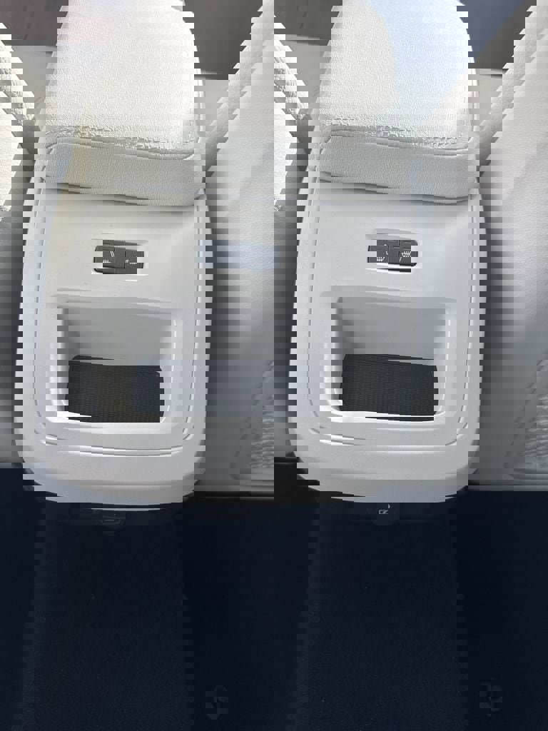 New 2026 Volvo V60 B5 Cross Country Plus w/ Protection Package Premier image 7