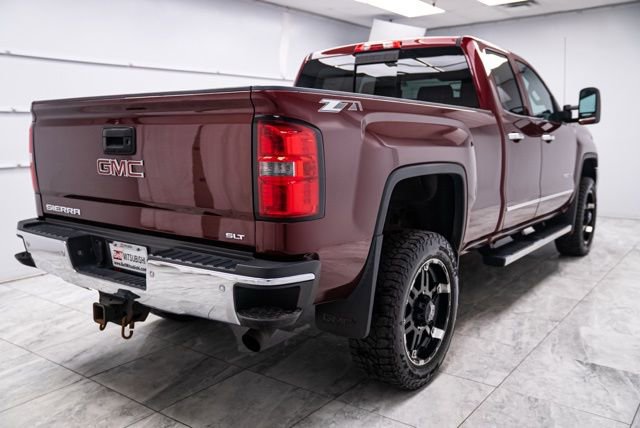 Used 2015 GMC Sierra 2500 SLT w/ Suspension Package, Off-Road image 9