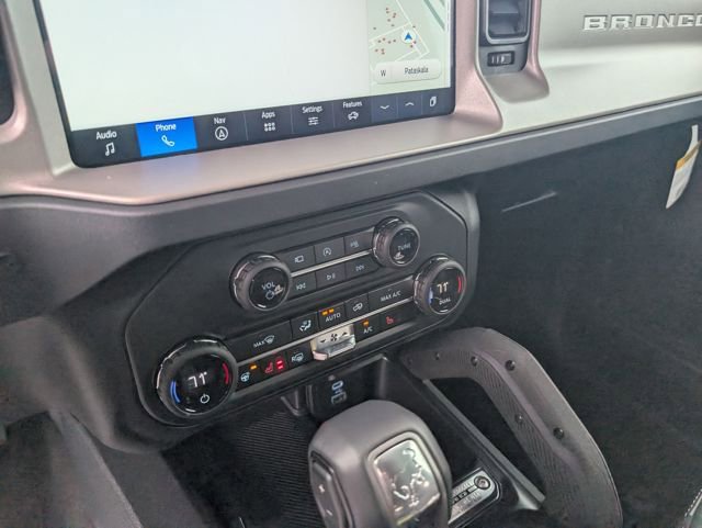 New 2025 Ford Bronco Outer Banks w/ Sasquatch Package image 21