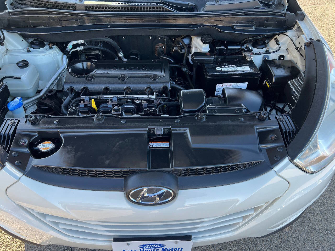 Used 2011 Hyundai Tucson GLS image 40