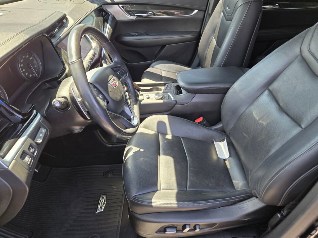 Used 2020 Cadillac XT6 Sport AWD/4WD image 3