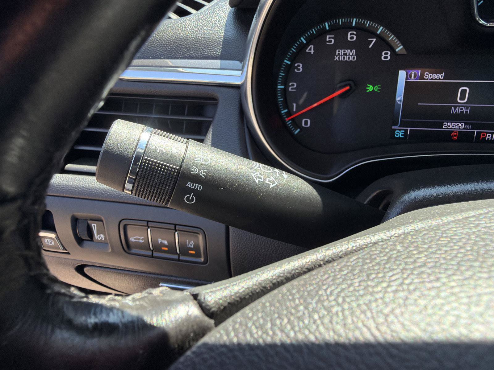 Used 2018 Chevrolet Impala Premier w/ Premier Confidence Package FWD image 22