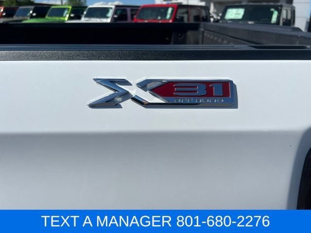 Used 2025 GMC Sierra 1500 Elevation w/ Elevation Premium Package AWD/4WD image 6