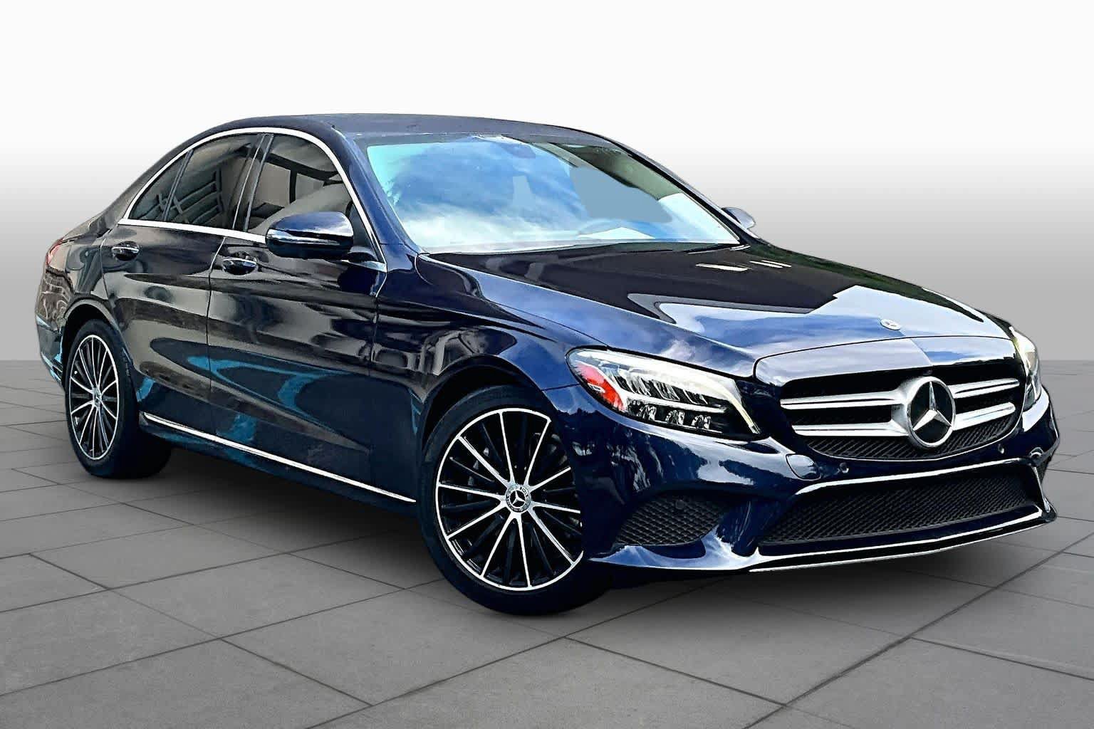 Used 2021 Mercedes-Benz C 300 Sedan image 3