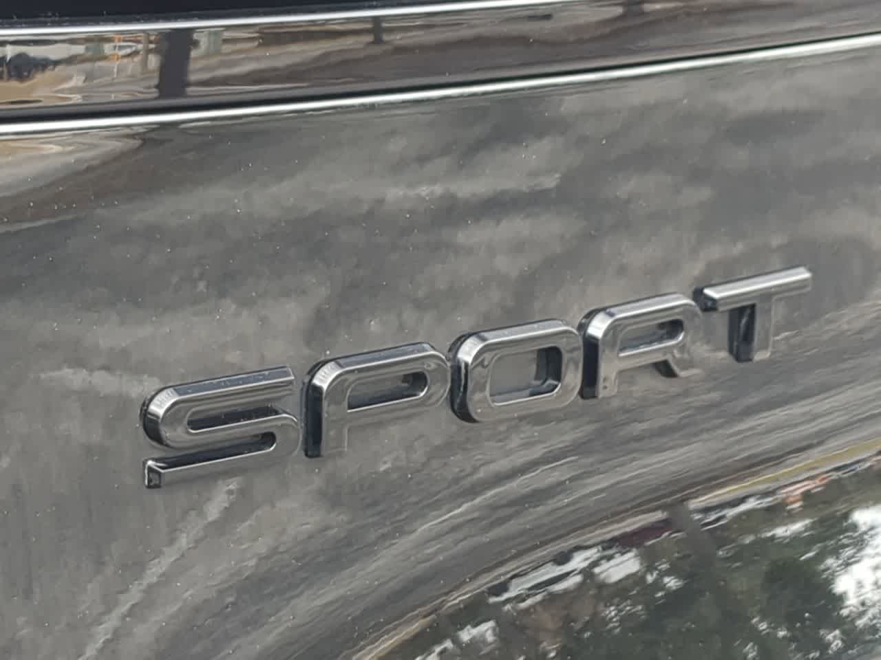 Used 2024 Land Rover Range Rover Sport Dynamic SE image 13