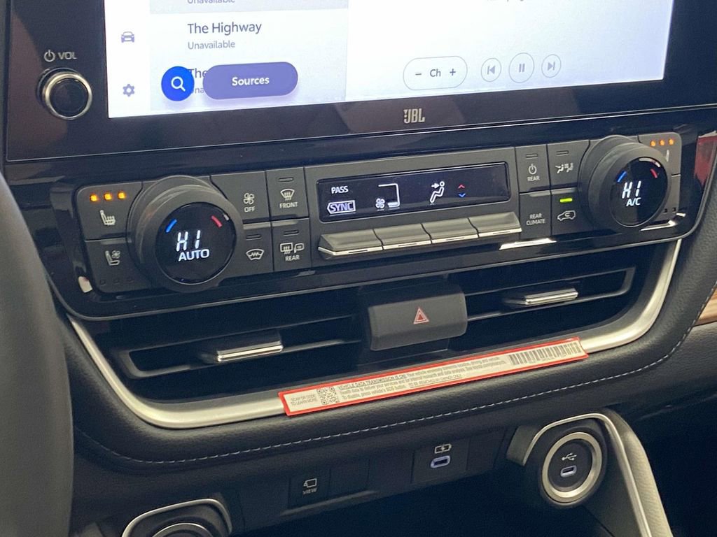 Used 2026 Toyota Grand Highlander Limited image 27