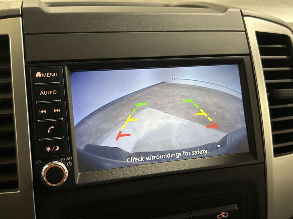 Used 2019 Nissan Frontier Desert Runner image 15