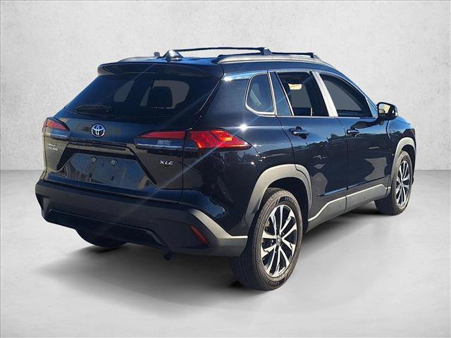 Certified 2023 Toyota Corolla Cross XLE image 5