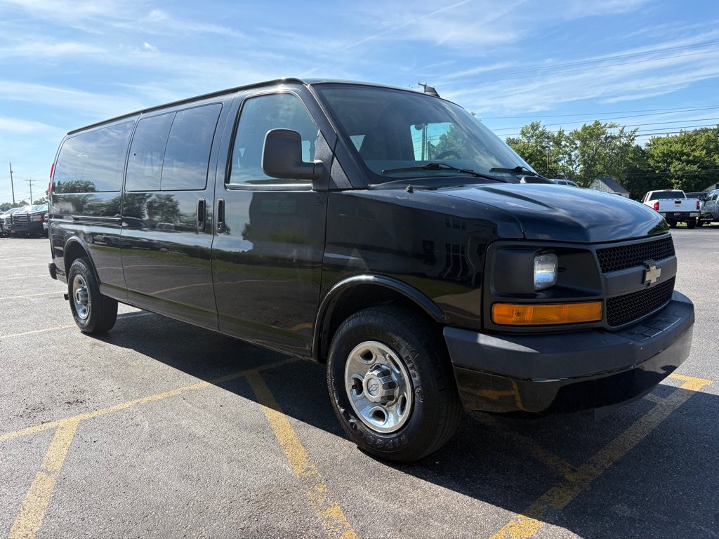 Used 2016 Chevrolet Express 3500 LS RWD image 4