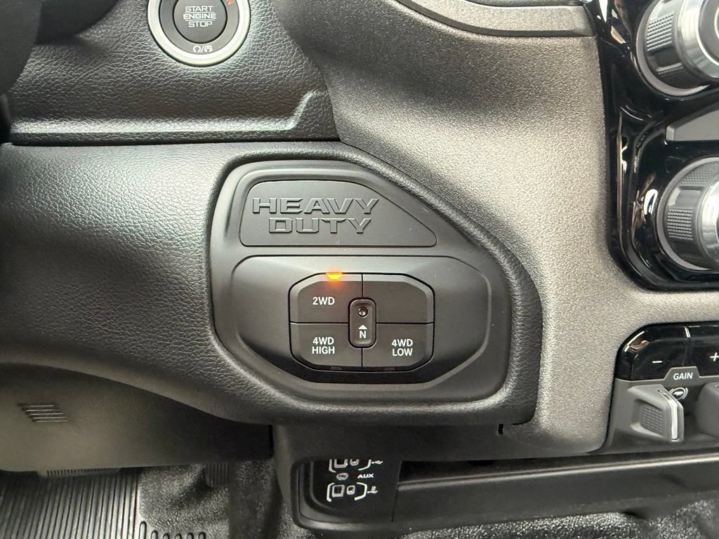 New 2026 RAM 5500 Tradesman w/ Chrome Appearance Group AWD/4WD image 23