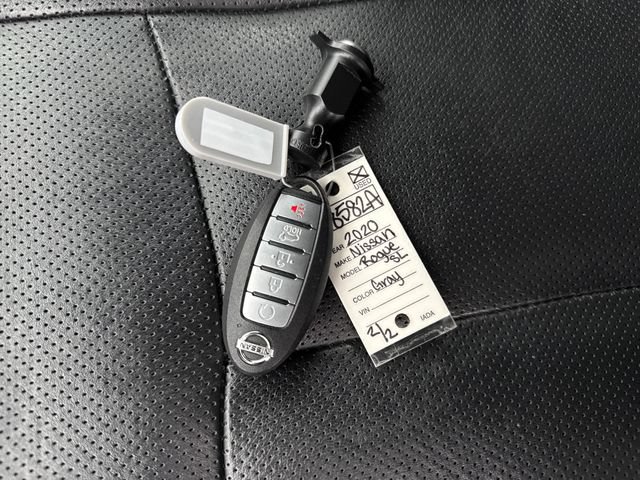 Used 2020 Nissan Rogue SL w/ Premium Package AWD/4WD image 35