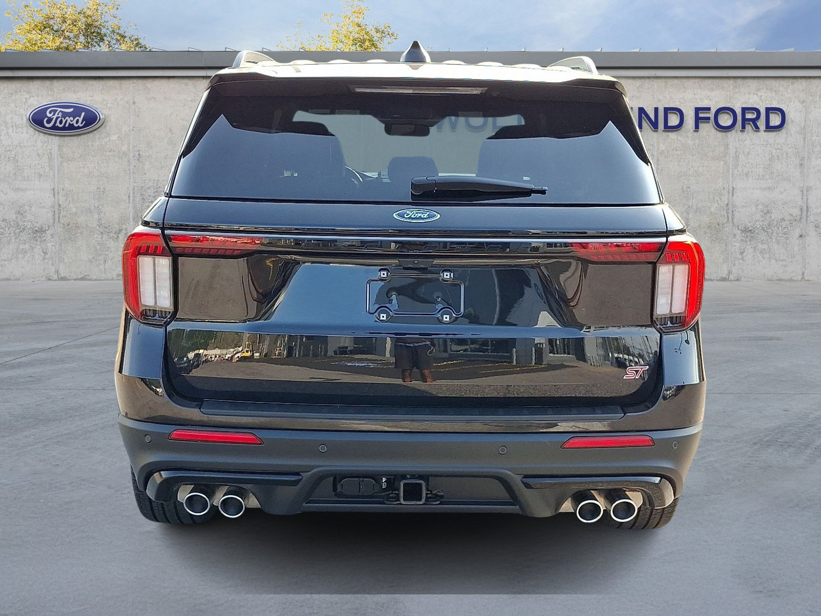 Used 2026 Ford Explorer ST w/ Sun And Sound Package AWD/4WD image 5