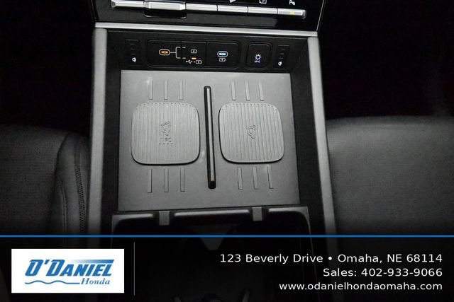 Used 2025 Hyundai Santa Fe Calligraphy AWD/4WD image 32