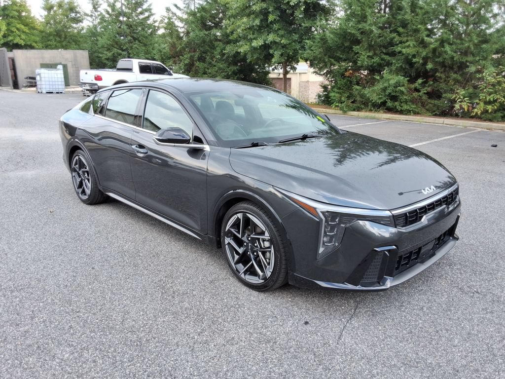 Used 2025 Kia K4 GT-Line FWD video 3