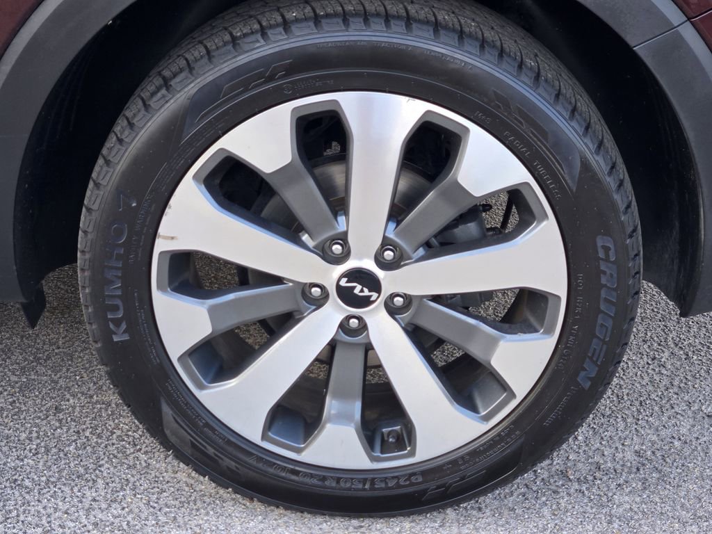 Used 2022 Kia Telluride S image 9