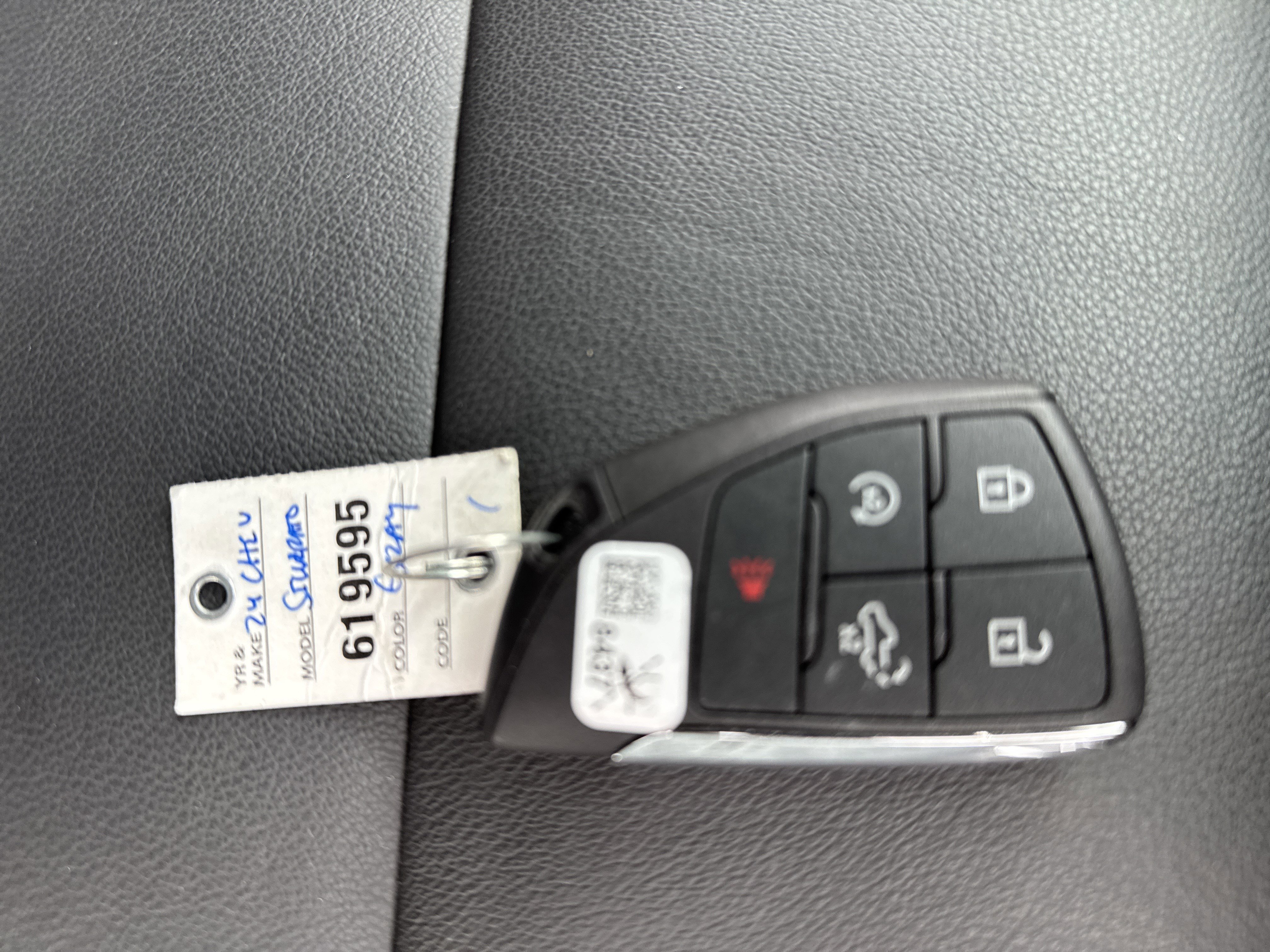 Used 2024 Chevrolet Silverado 1500 LT Trail Boss w/ Convenience Package II AWD/4WD image 22