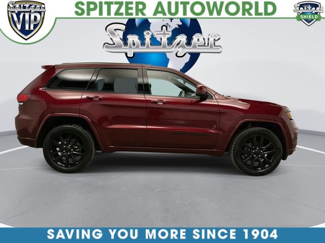 Used 2019 Jeep Grand Cherokee Altitude AWD/4WD image 11