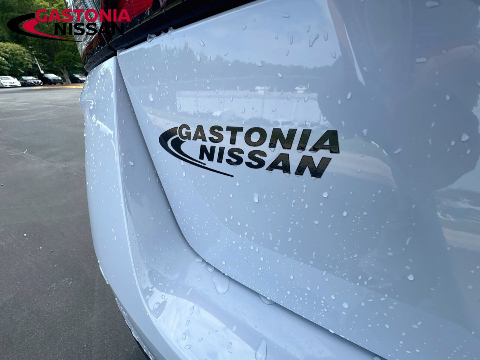 Used 2025 Nissan Versa SR w/ Trunk Package FWD image 42