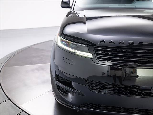 New 2027 Land Rover Range Rover Sport SE AWD/4WD image 10