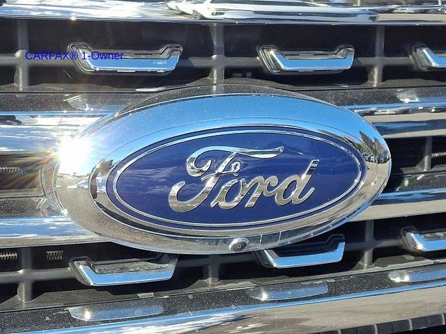 Used 2023 Ford F250 Lariat w/ Chrome Package image 35