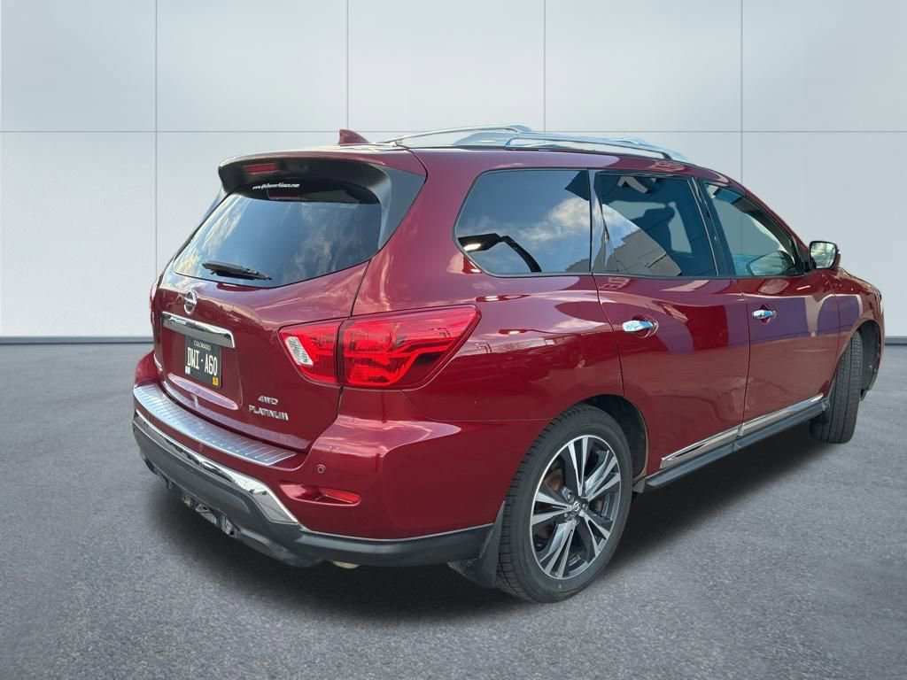Used 2020 Nissan Pathfinder Platinum image 3