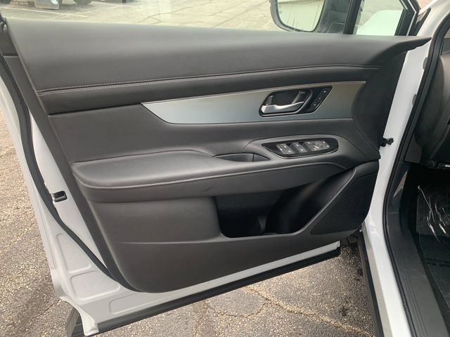 Used 2025 Nissan Murano SL AWD/4WD image 11