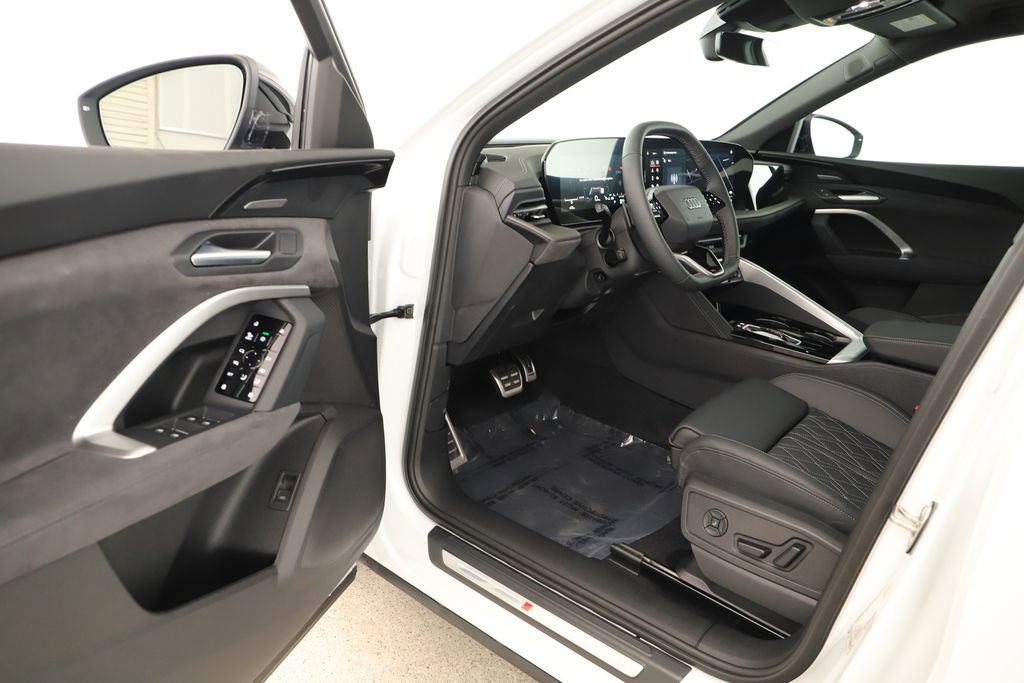 New 2025 Audi SQ5 Premium Plus image 14