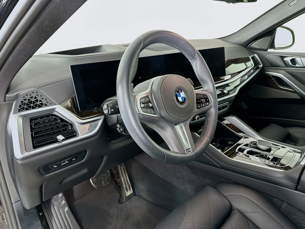 Used 2026 BMW X6 xDrive40i AWD/4WD image 14