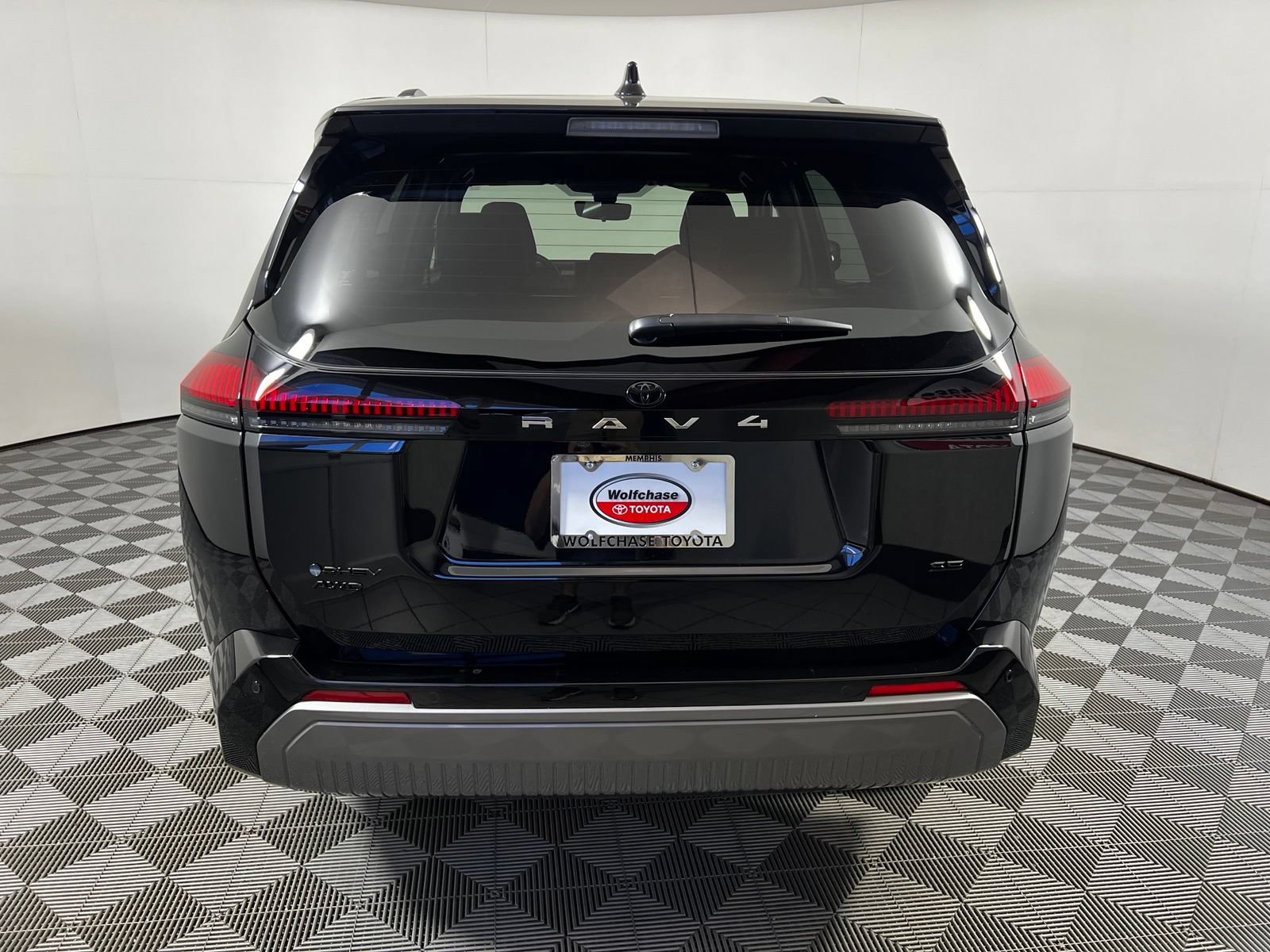 Used 2026 Toyota RAV4 SE AWD/4WD image 6