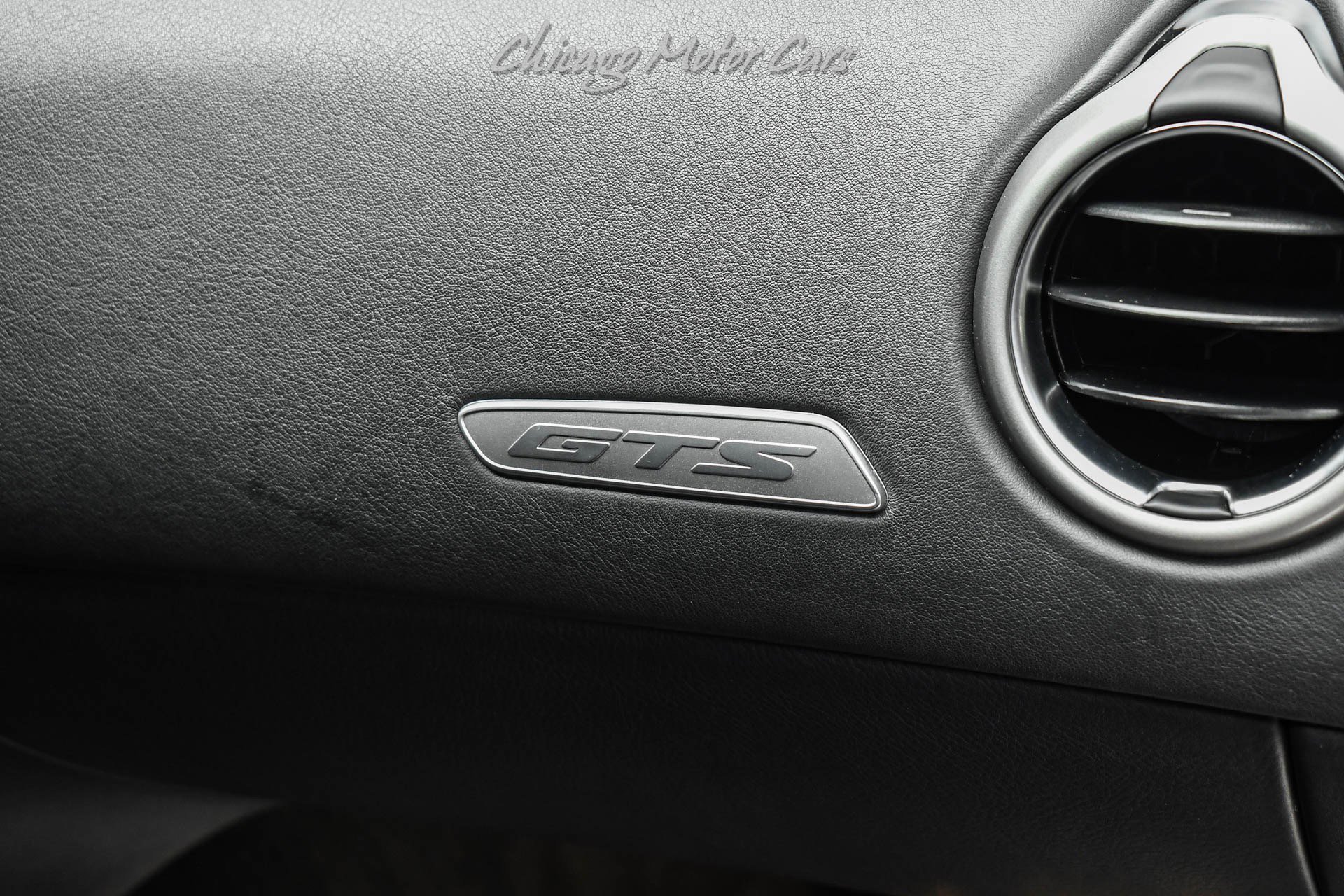 Used 2013 SRT Viper GTS w/ GTS Laguna Interior Pkg image 21