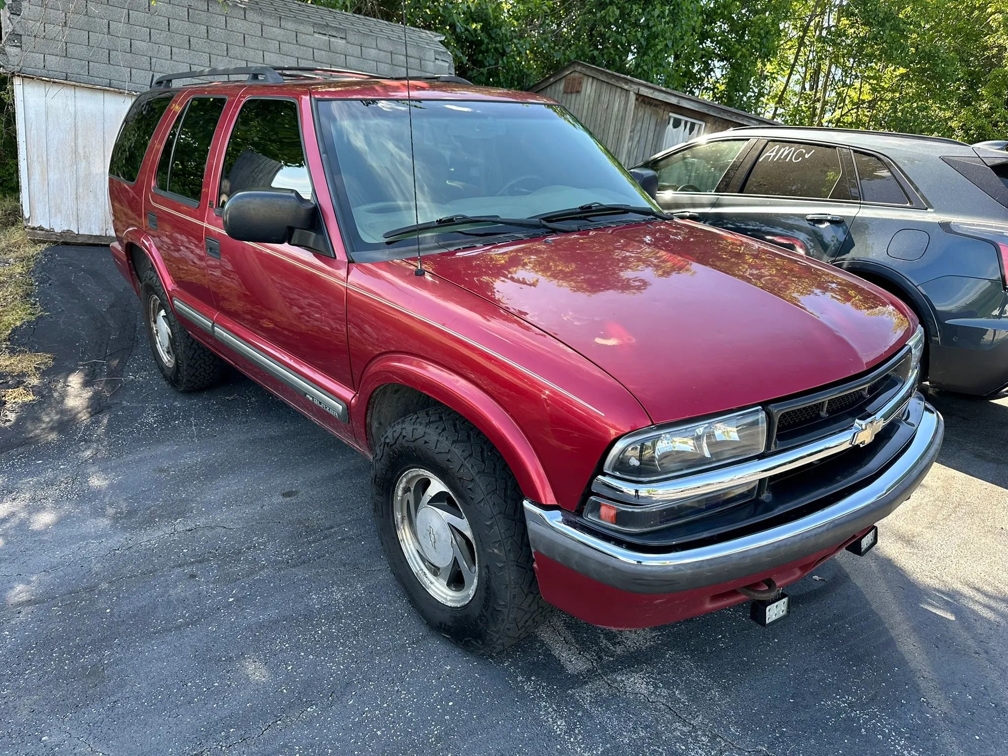 Used 2001 Chevrolet Blazer LT AWD/4WD image 2