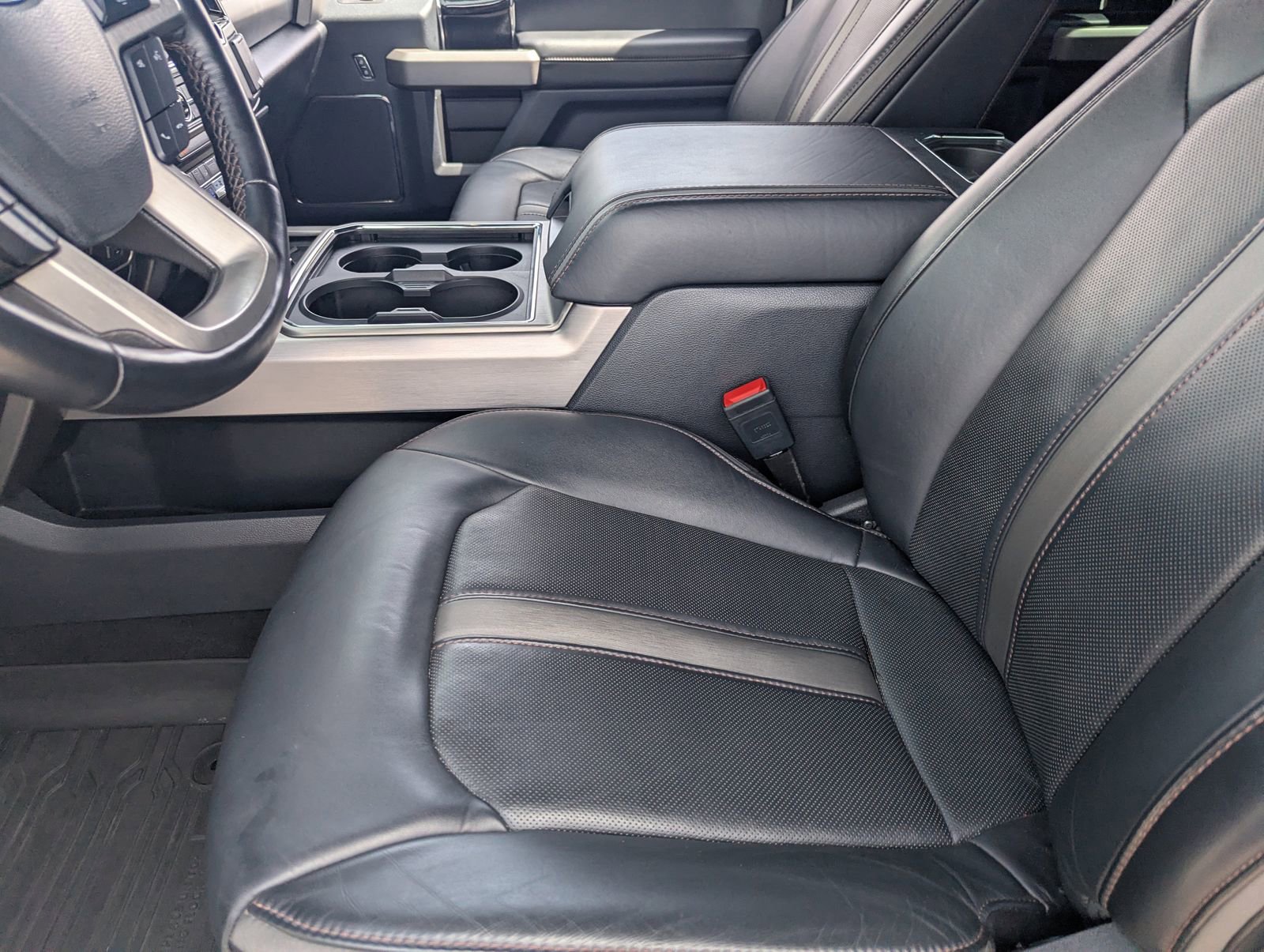 Certified 2022 Ford F450 Platinum AWD/4WD image 17