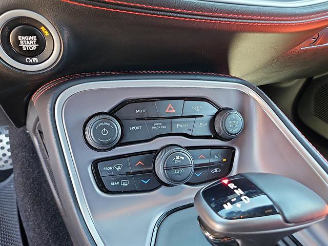 Used 2022 Dodge Challenger GT w/ Plus Package AWD/4WD image 18