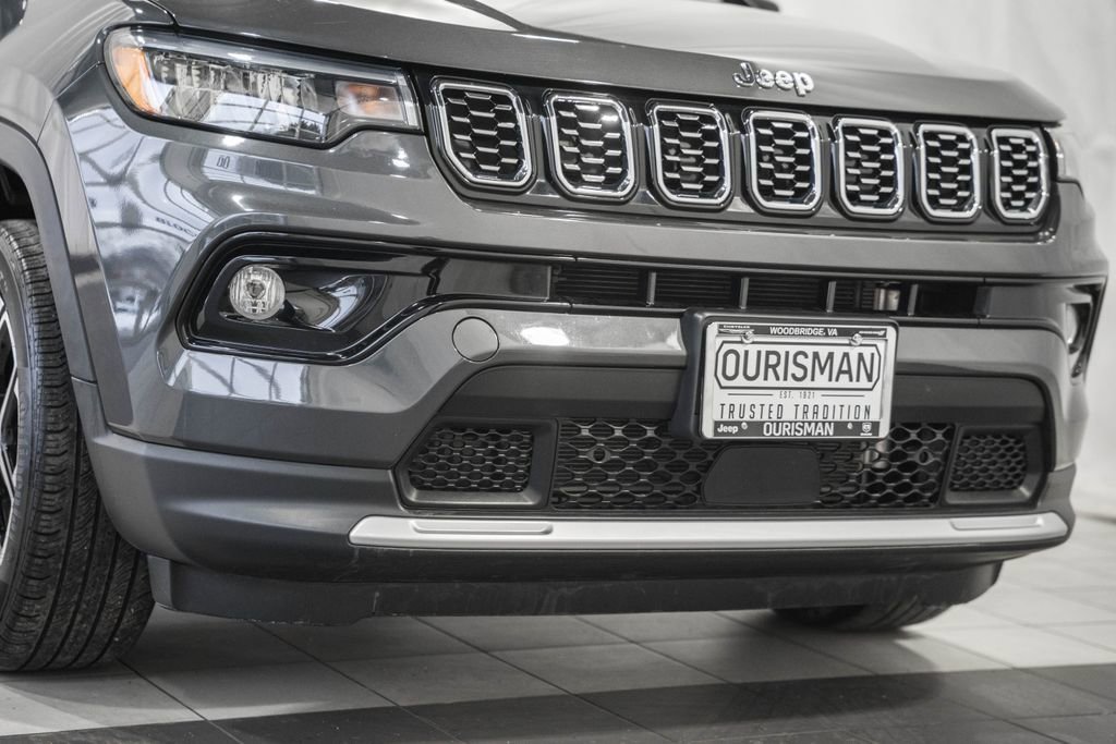 Used 2024 Jeep Compass Limited w/ Sun and Sound Group image 18